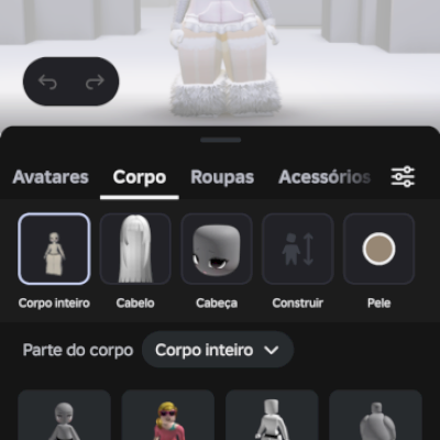 Conta de feminina com muitas roupas e robux 861