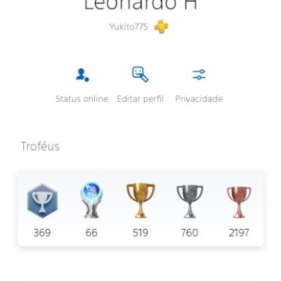Conta PSN com mais de 100 jogos e 60 platinas