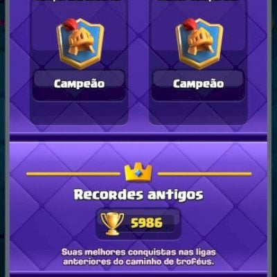 Conta Clash Royale com mais de 9 anos. Nivel 58 e 9507 troféus