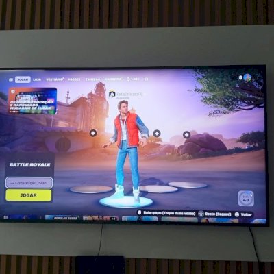 Conta de fortnite com Trevis scoot/ valor pode ser negociado