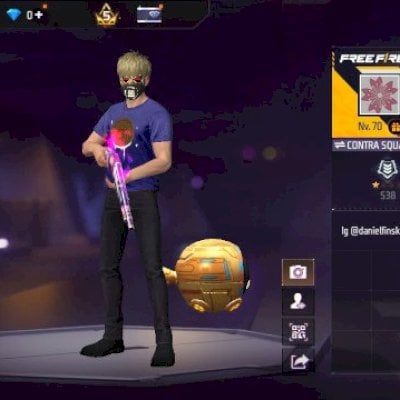 Conta de ff com 540 peitorais e arma atributadas