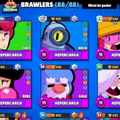 Conta de brawl stars muito upada com muitos passes antigos