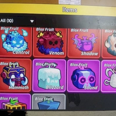 Blox fruit/strongest battlegrounds/ADOPT-ME